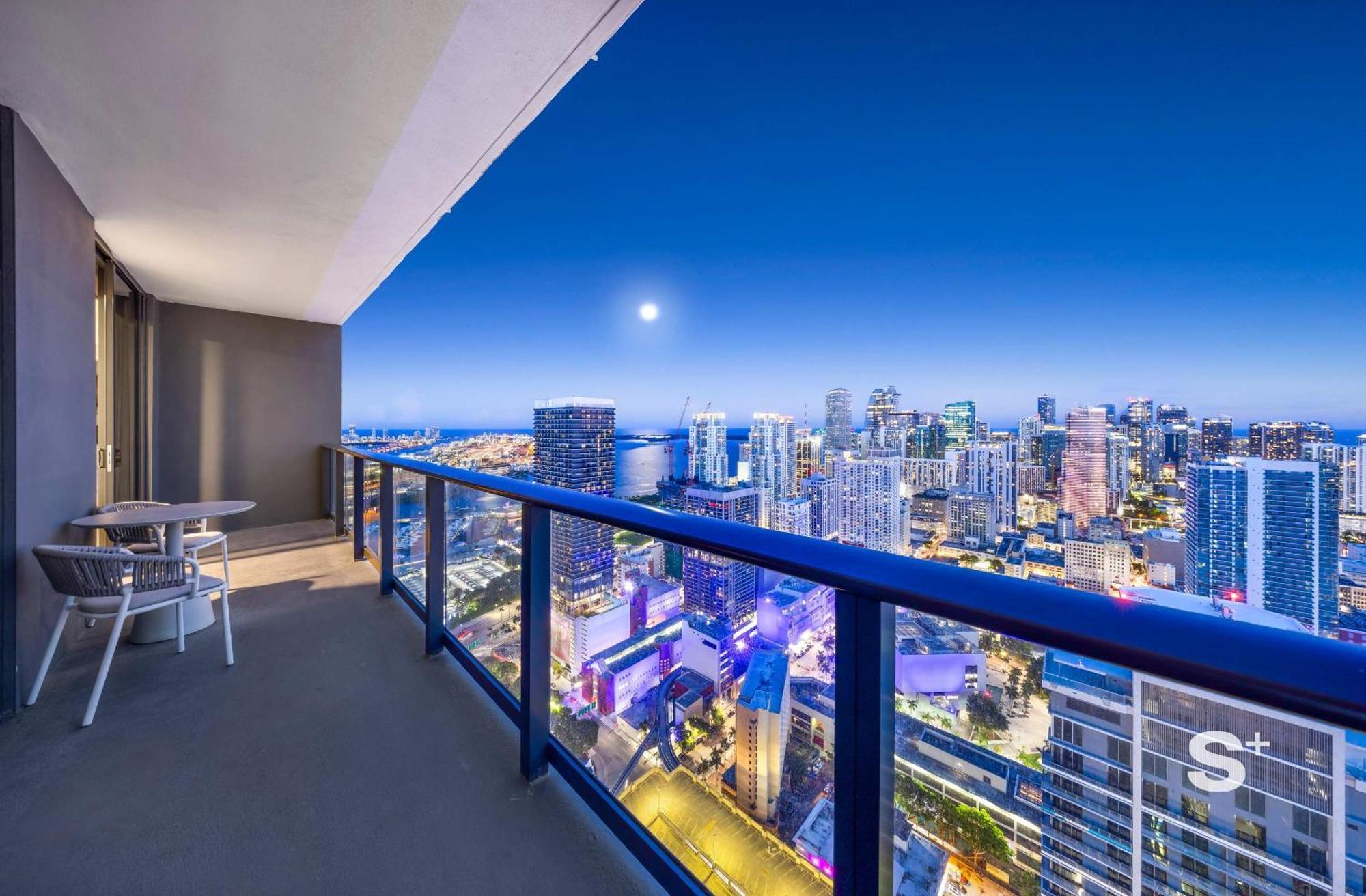 Apartment Stylish 2bd In Downtown With Stunning Skyline View Miami