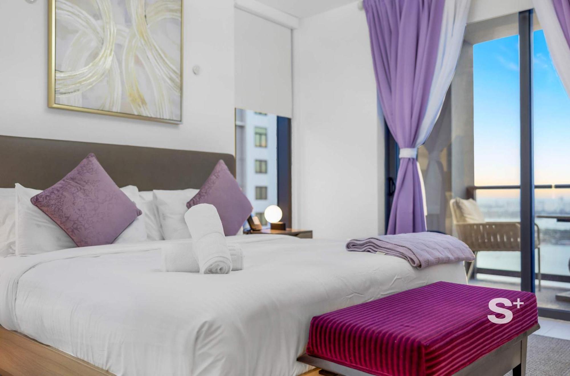 Stylish 2bd In Downtown With Stunning Skyline View Apartment *