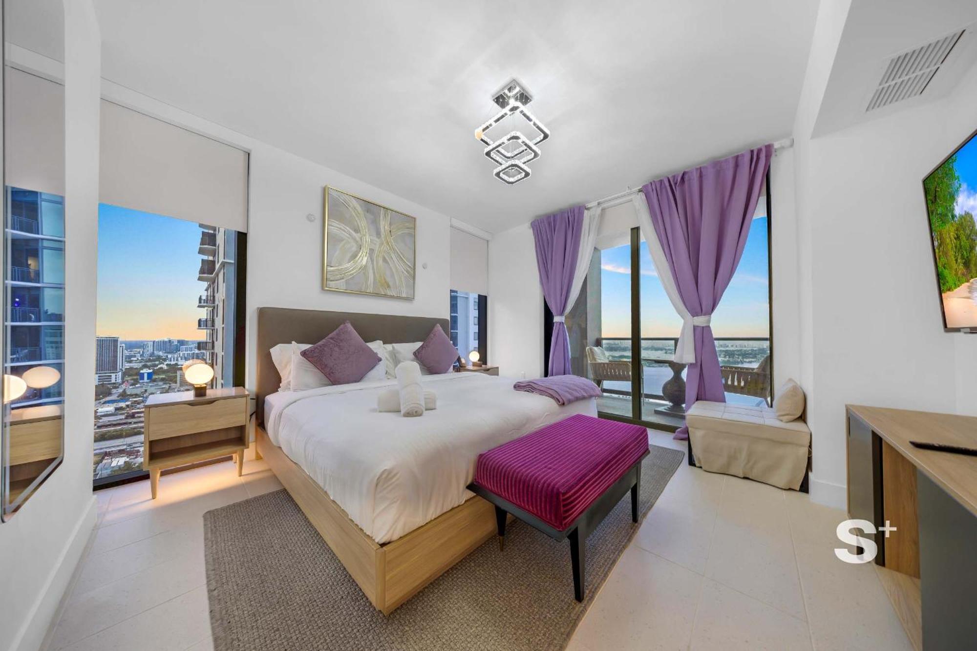 Apartment Stylish 2bd In Downtown With Stunning Skyline View *