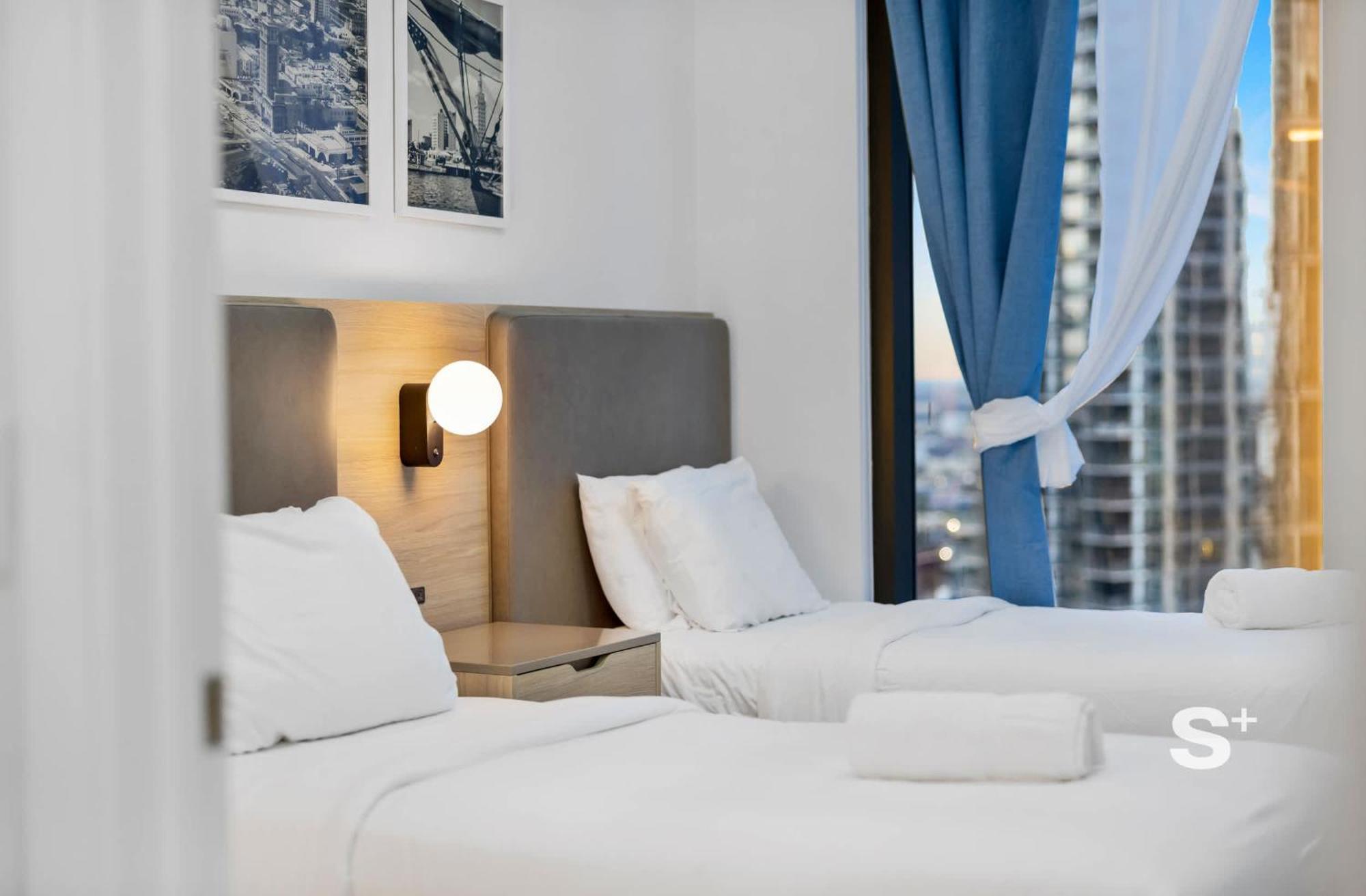Apartment Stylish 2bd In Downtown With Stunning Skyline View