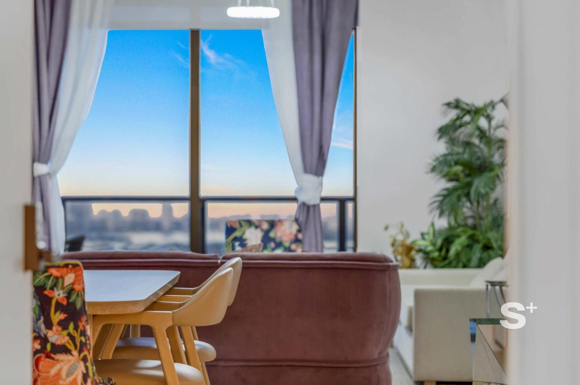 Stylish 2bd In Downtown With Stunning Skyline View